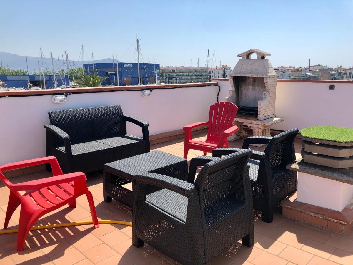 Appartement 80 M2,Port Rhodes D-2 Chambres, Terrasse Panoramique, Vue Sur Le Canal Principal D'艾姆布里亚布拉瓦 外观 照片